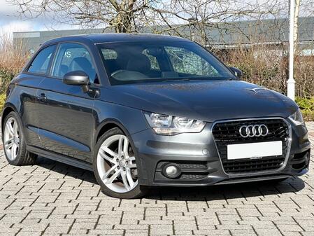 AUDI A1 1.4 TFSI CoD S line